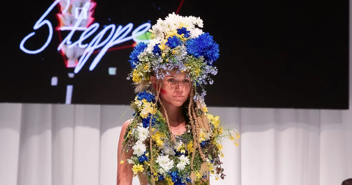 VIDEO JA GALERII ⟩ «Need inimesed annavad endast kõik, et neid märgataks!» Mis toimus Eesti kõige pöörasemal moeüritusel?