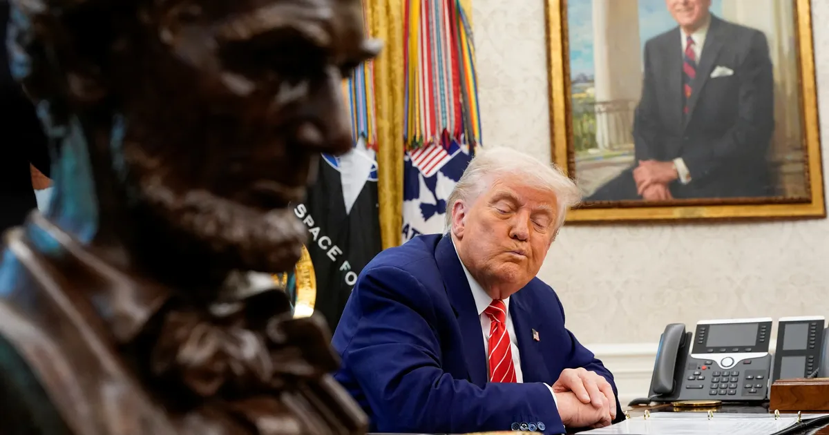 Mida on ühist Trumpil, kanal ja tänasel turulangusel?