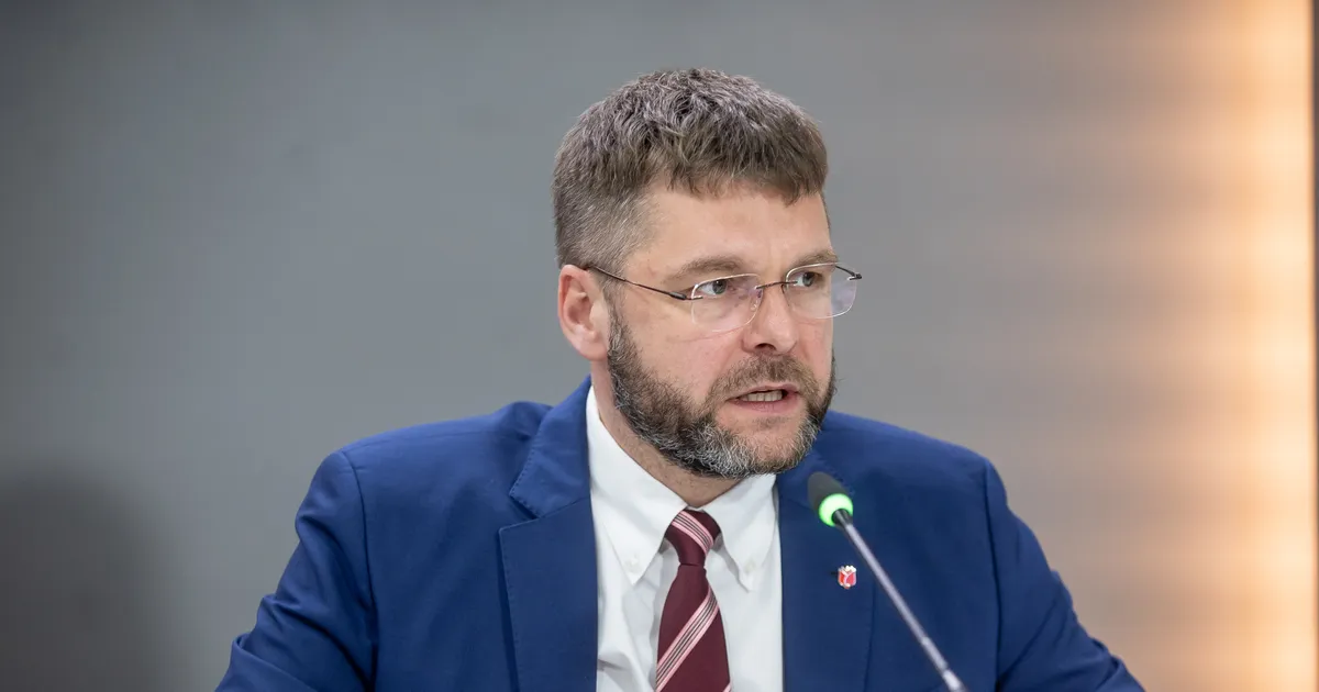 KUKU ⟩ Ossinovski: Pere ütles, et ta ise ei tahaks seda teha, aga ülevalt kästakse