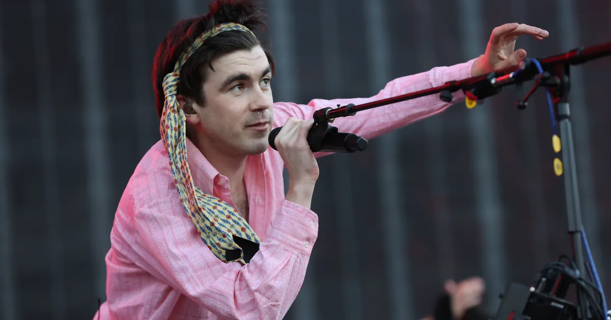 GALERII ⟩ Legendid laval ja fännid ekstaasis – fotod Imagine Dragonsi peost Lauluväljakul