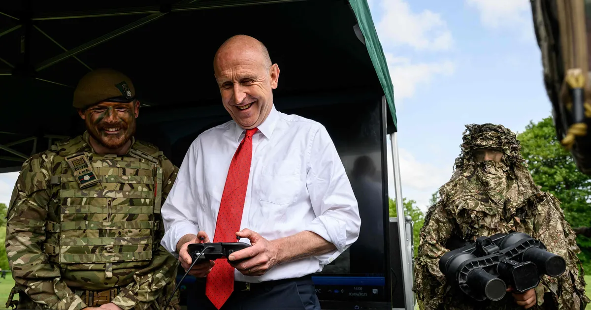 Suurbritannia tarnib Ukrainale 100 000 drooni