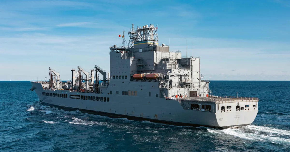 Hegseth andis korralduse nimetada ümber geiikoon Harvey Milki nimeline laev