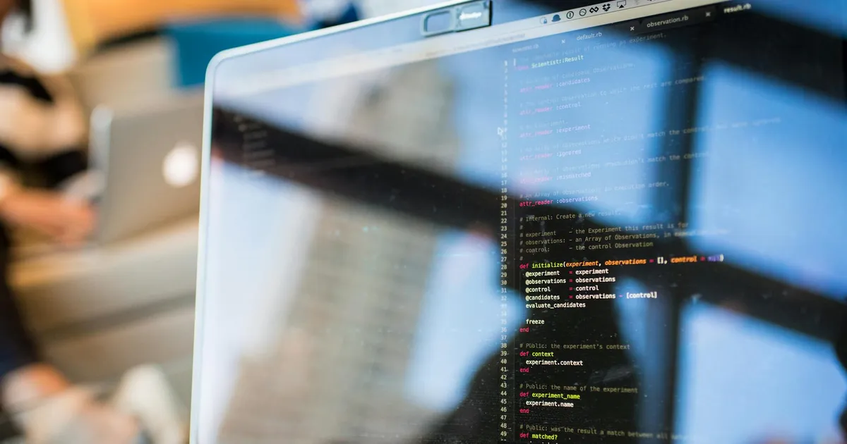 KARMEN TURK ⟩ Sideandmed ja sideandmed… kas saaga saab lõpu?