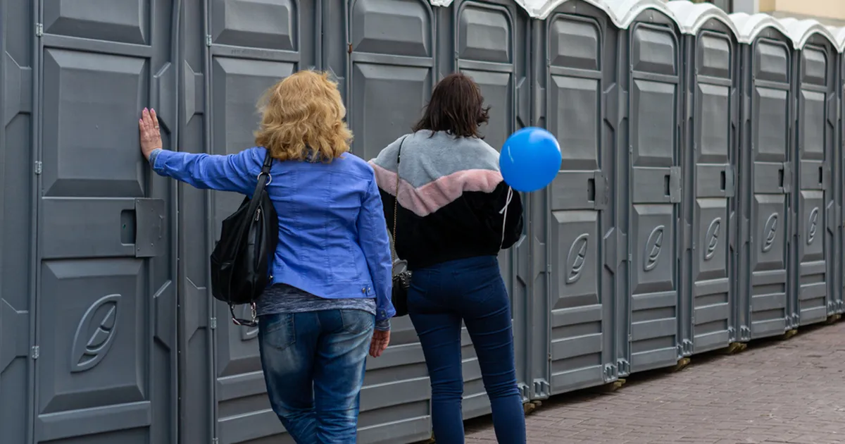 KORISTAJAD JAGAVAD ⟩ 3 viga, mida avalikus tualetis käies tehakse