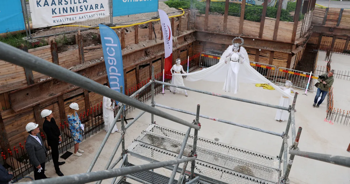 GALERII ⟩ Uus ärikvartal Port Athena sai nurgakivi otse taevast