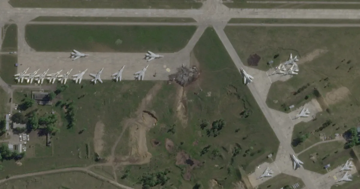 Trump nimetas Ukraina droonirünnakut Vene pommitajate vastu ägedaks