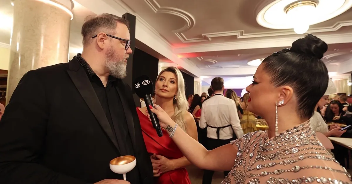 VIDEOINTERVJUU ⟩ Kumb oli originaalsem? Henry ja Maris Kõrvits pidid Kroonika peol üksteisele komplimendi tegema