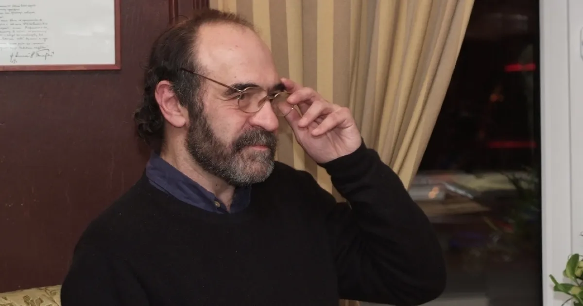 Suri üks kultusbändi Akvarium asutajatest