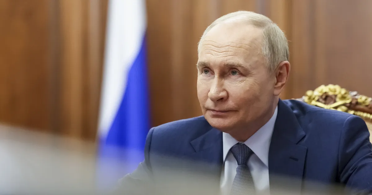 Putini väidetav sohitütar töötab Pariisi kunstisalongis