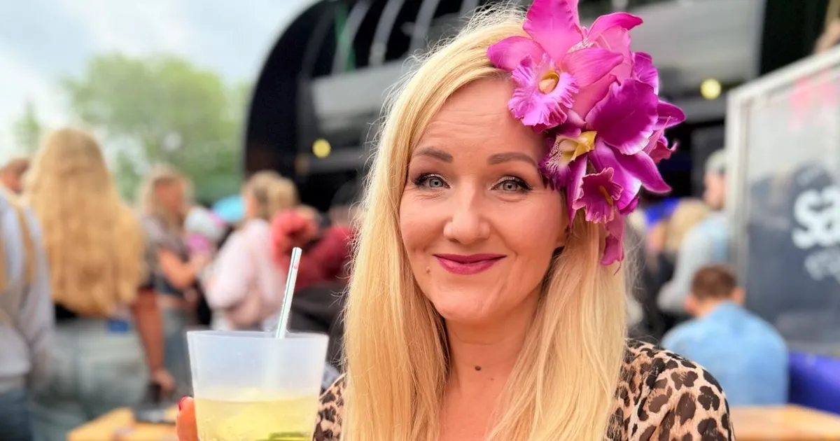 GALERII JA VIDEO ⟩ 300 grilli huugab: vaata, kuidas Pärnus suve käima tõmmatakse!