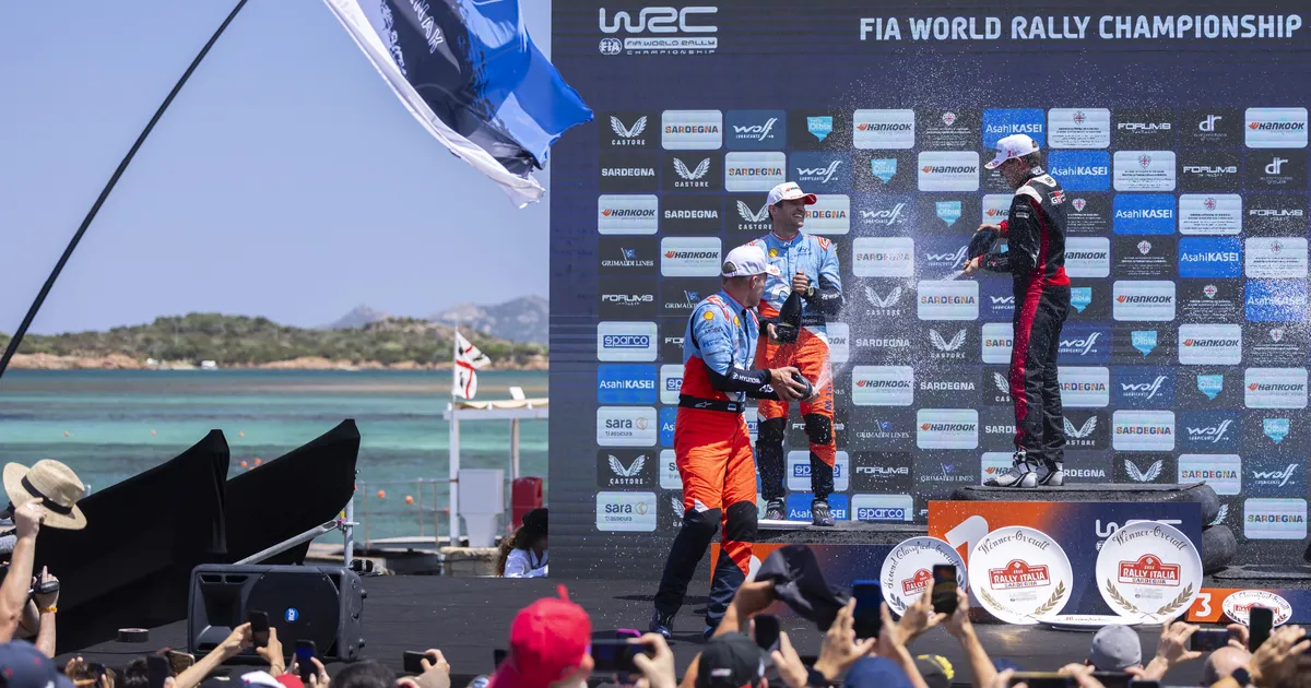 GALERII ⟩ Tänak ja Järveoja said teist MM-etappi järjest poodiumil šampanjat pritsida