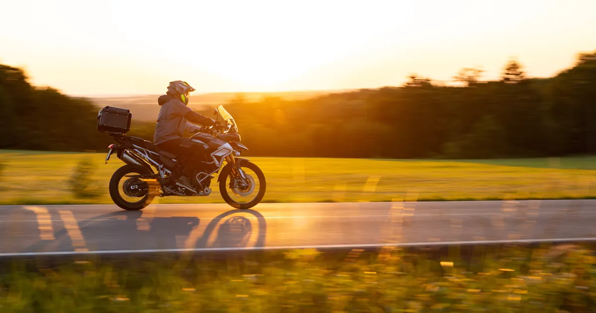 Politseiga vaidlev mootorrattur: kiiruskaamerad on vaid riigile raha teenimiseks