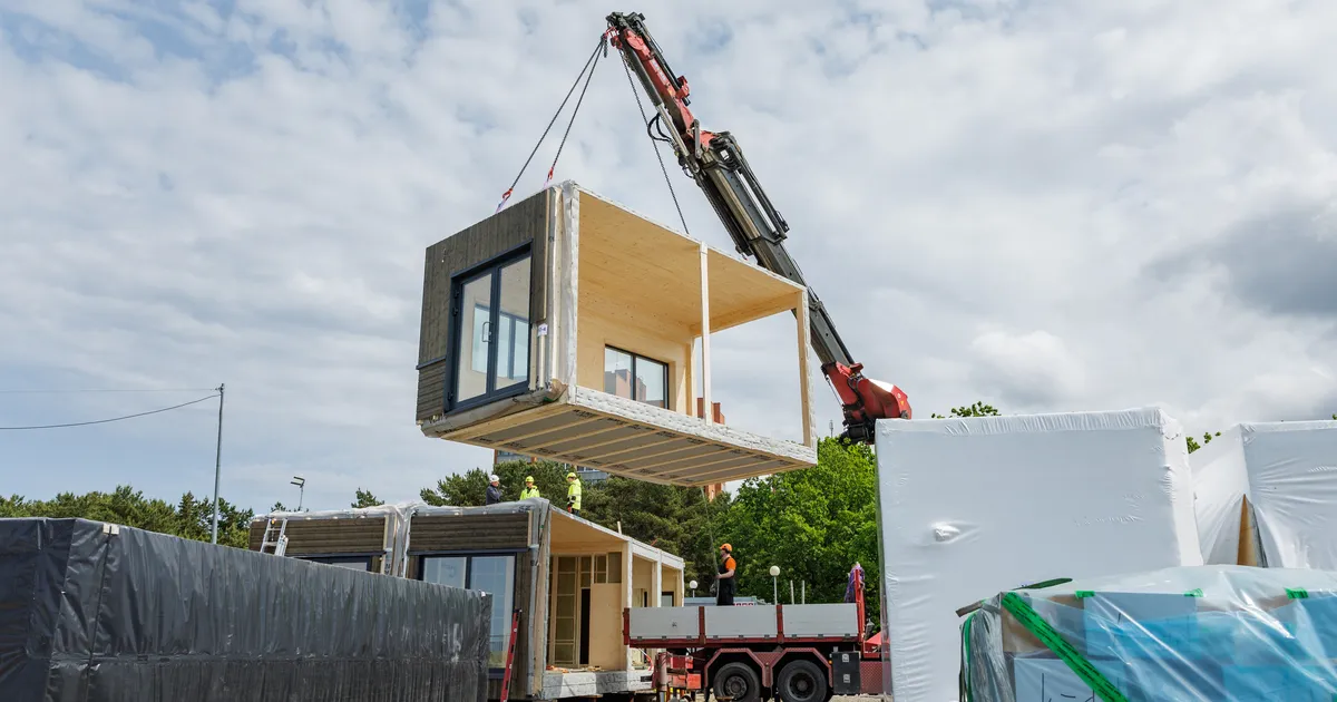 GALERII ⟩ Stroomi rannas algasid rannahoone ehitustööd