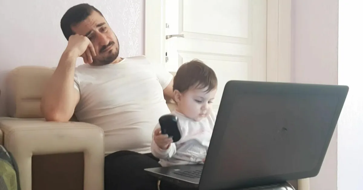 RIIN SEEMA, TAIMI VIKS ⟩ Väikelapse kõnepeetuse sage põhjus on ekraanimürgitus