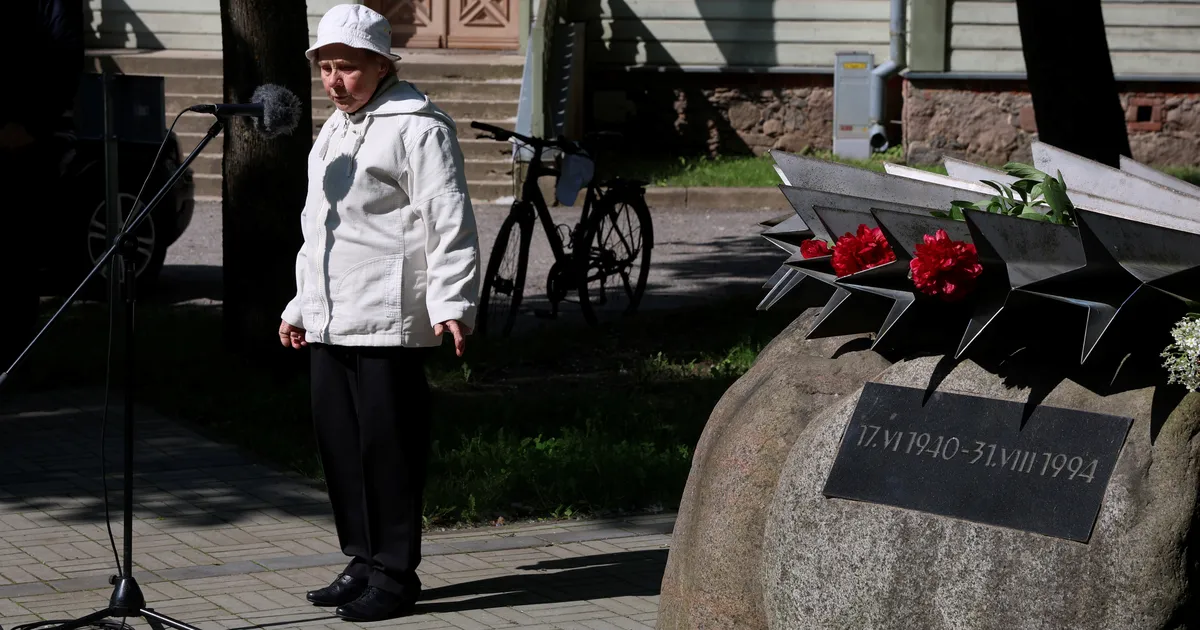 GALERII ⟩ Siberis tundus lapsele isegi heinakõrs magus, kuna nälg oli nii suur