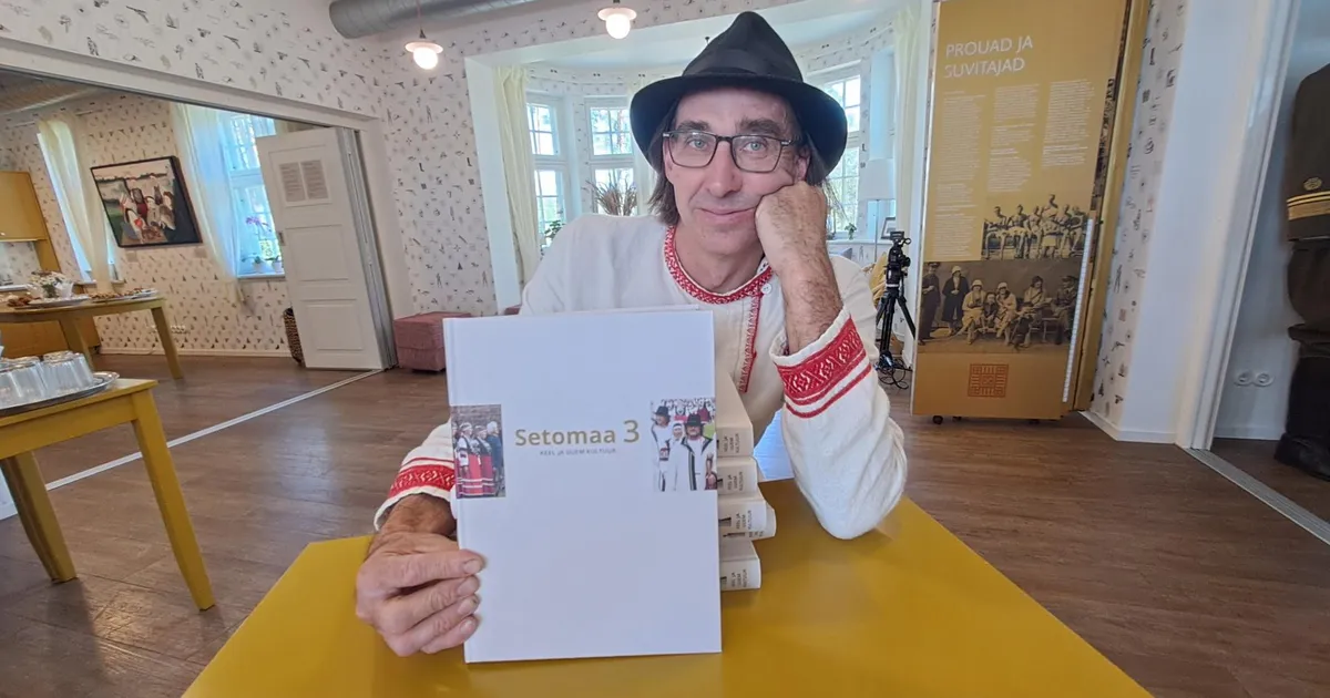 VIDEOLUGU ⟩ «Muidugi on see koguteos saavutus.» Seto keele ja kultuuri raamatusse kammitsemine võttis 10 aastat