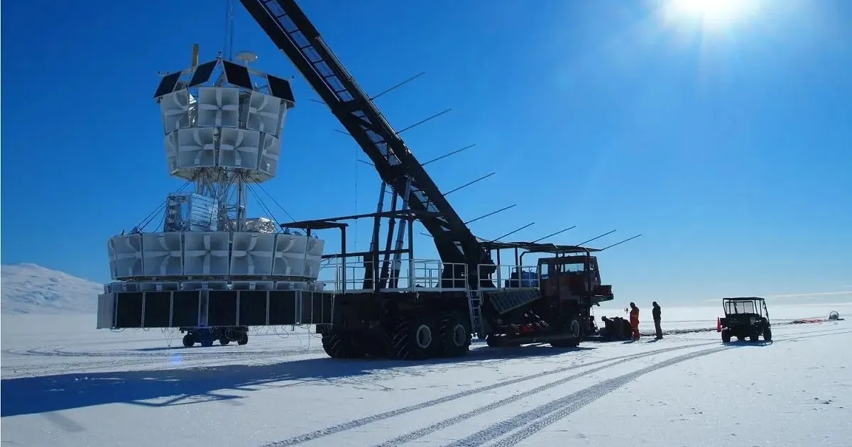 Antarktika jääst kiirgub midagi kummalist, teadlased on hämmingus