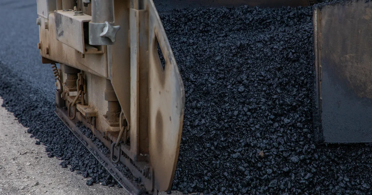 HOIATUS ⟩ Tasuta pakutav asfalt võib osutuda kalliks lõksuks! «7000 eurot ja täiesti pekki läinud koduhoov.»