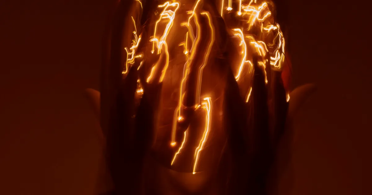 KINDEL VÄRK ⟩ Ajust kiirgubki ülinõrka valgust – mida see tähendab?