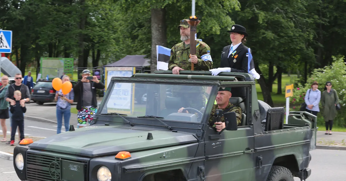 GALERII ⟩ Tsiklimürin ja kabjaplagin. Võidutuli jõudis Antslas peetud Võrumaa maakaitsepäevale