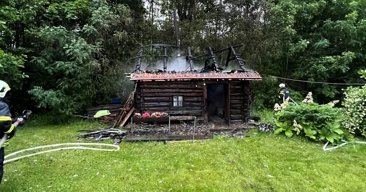 Tulekahjudes hävis saun ja auto