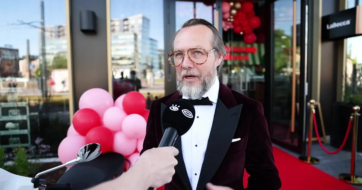 VIDEOINTERVJUU ⟩ Rekordipitsat pakkuva uue Tallinna restorani omanik: nii suuri taldrikuid pole üldse võimalik leida...