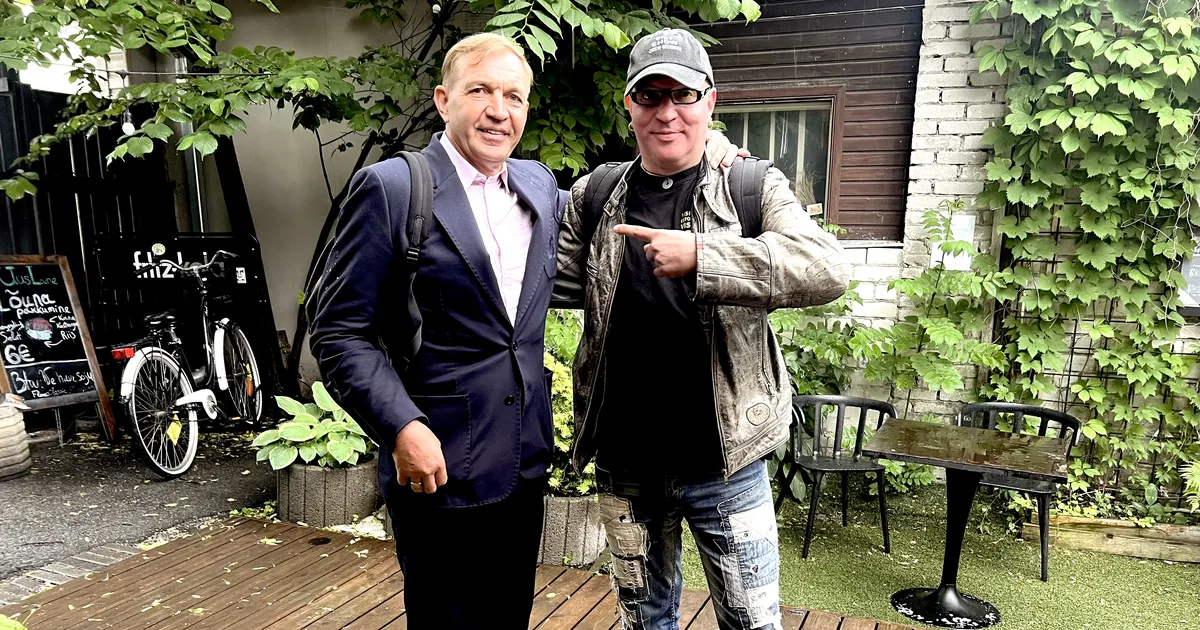 ELU25 ⟩ Urmas Sõõrumaa Juku-Kalle Raidile: Ah et kuidas ma ennast tunnen? Umbes nagu Matti Nykänen, fifti-siksti!