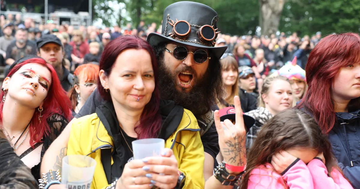 GALERII ⟩ Vaata, kes kohale on tulnud! Hard Rock Laagri teisel päeval vallutab lava peaesineja