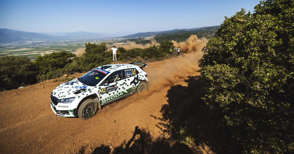 VIDEO ⟩ Kreekas rehvide purunemisega hädas olev Virves: sihita on keeruline sõita