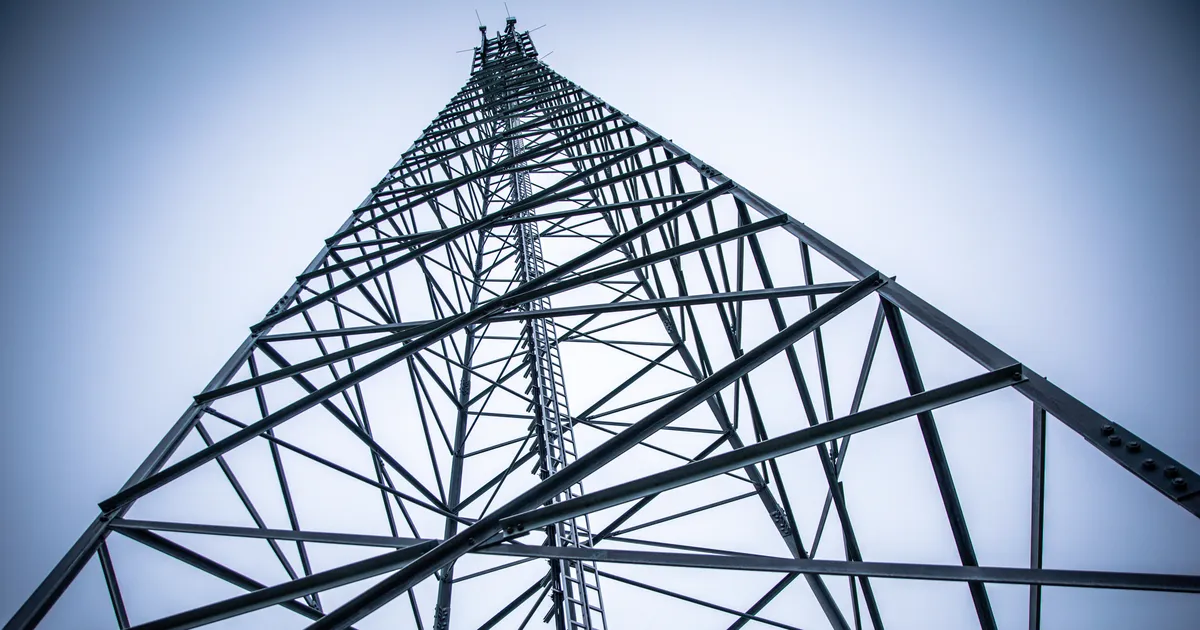 VÕIMALIK LUURETEGEVUS ⟩ Rootsis on järsult sagenenud sissetungid sidemastide keelualale