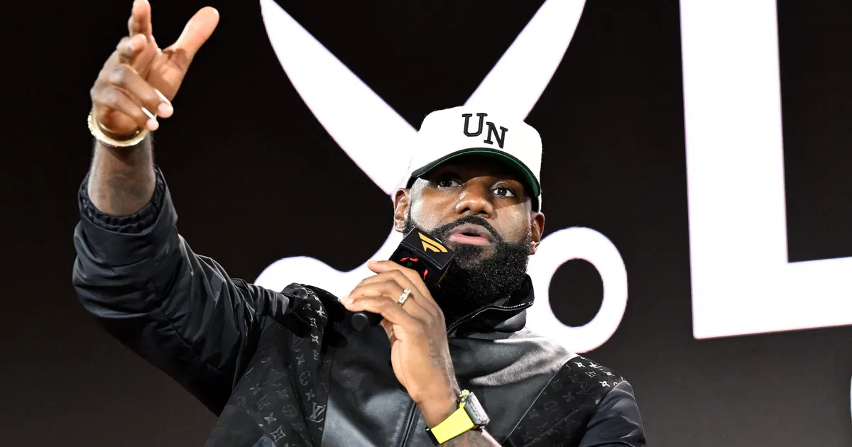 Igiliikur Lebron James sõlmis Lakersiga uue lepingu