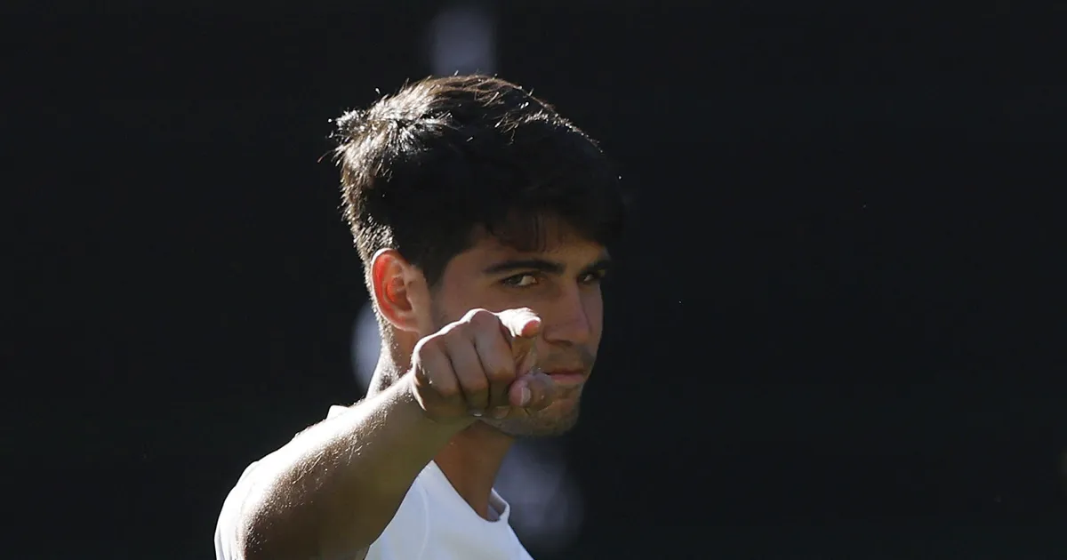 Tiitlikaitsja alustas Wimbledoni närvesööva võiduga