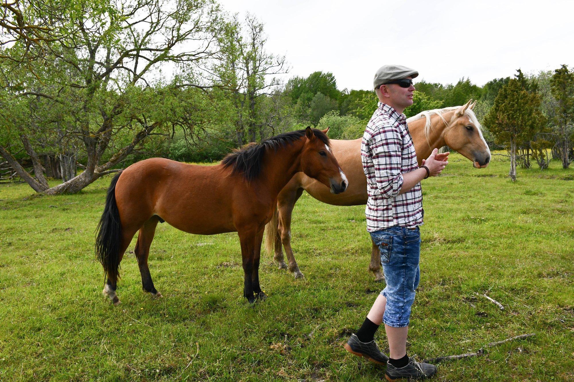 REPORTAAŽ | Liigirikaste rannaniitude säilimine nõuab omanikelt tarka majandamist