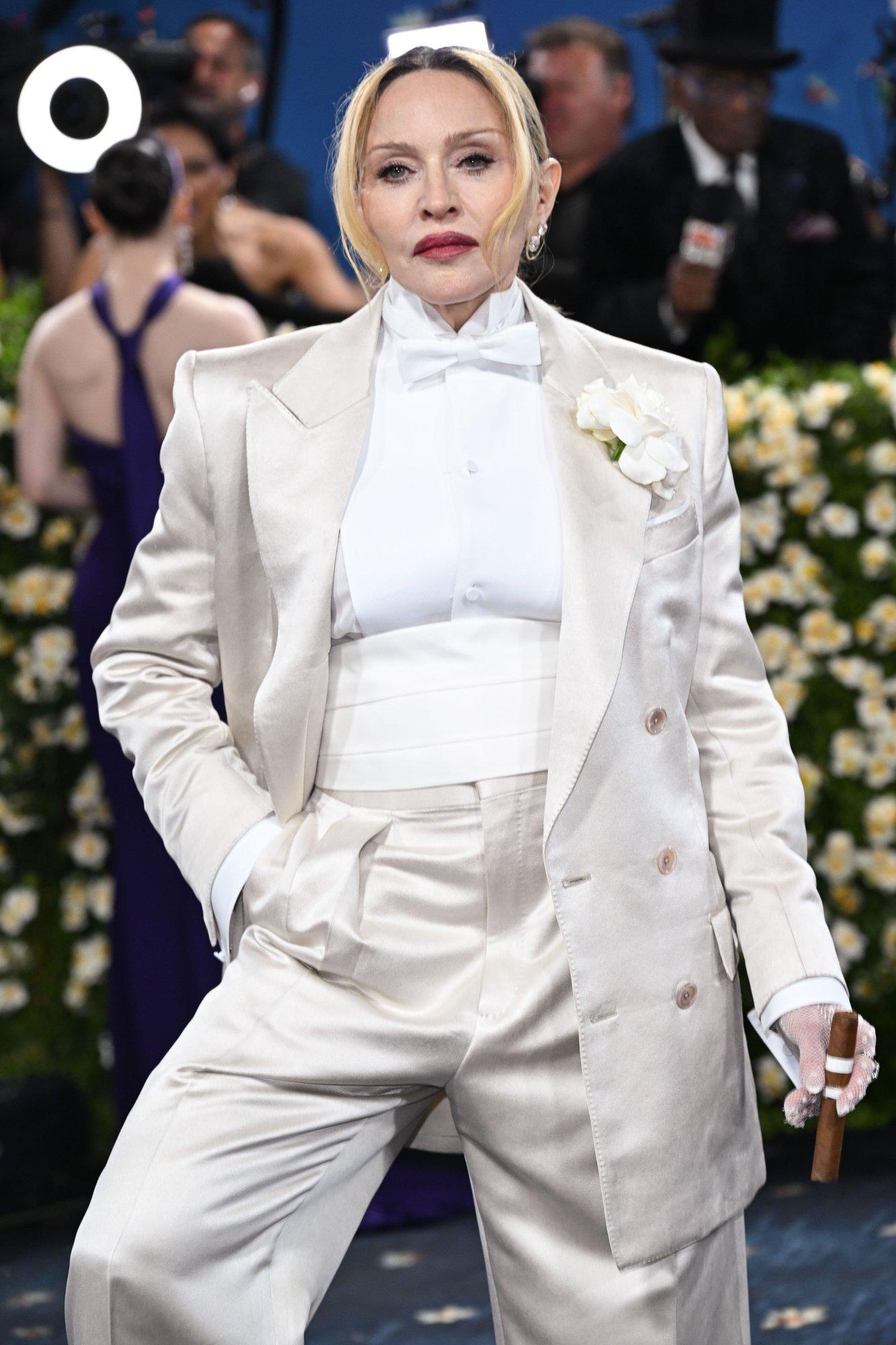 KUUM KLÕPS | Seksikus ei olene sünniaastast: 66-aastane Madonna tähistab pesuväel Pride’i