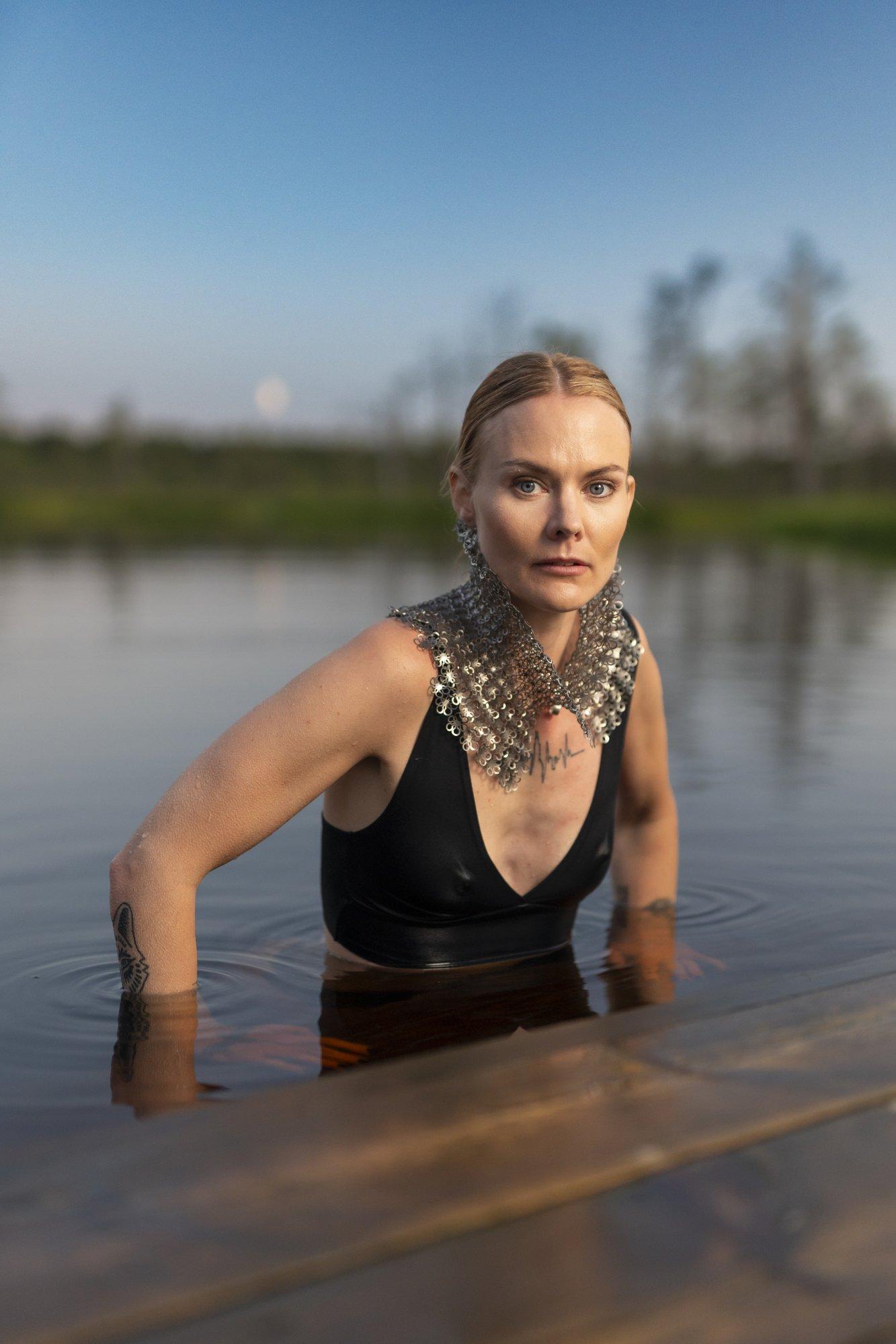 VIDEO | Liina Raud sattus USAs autoavariisse. „Tagumine pamper sõideti katki“