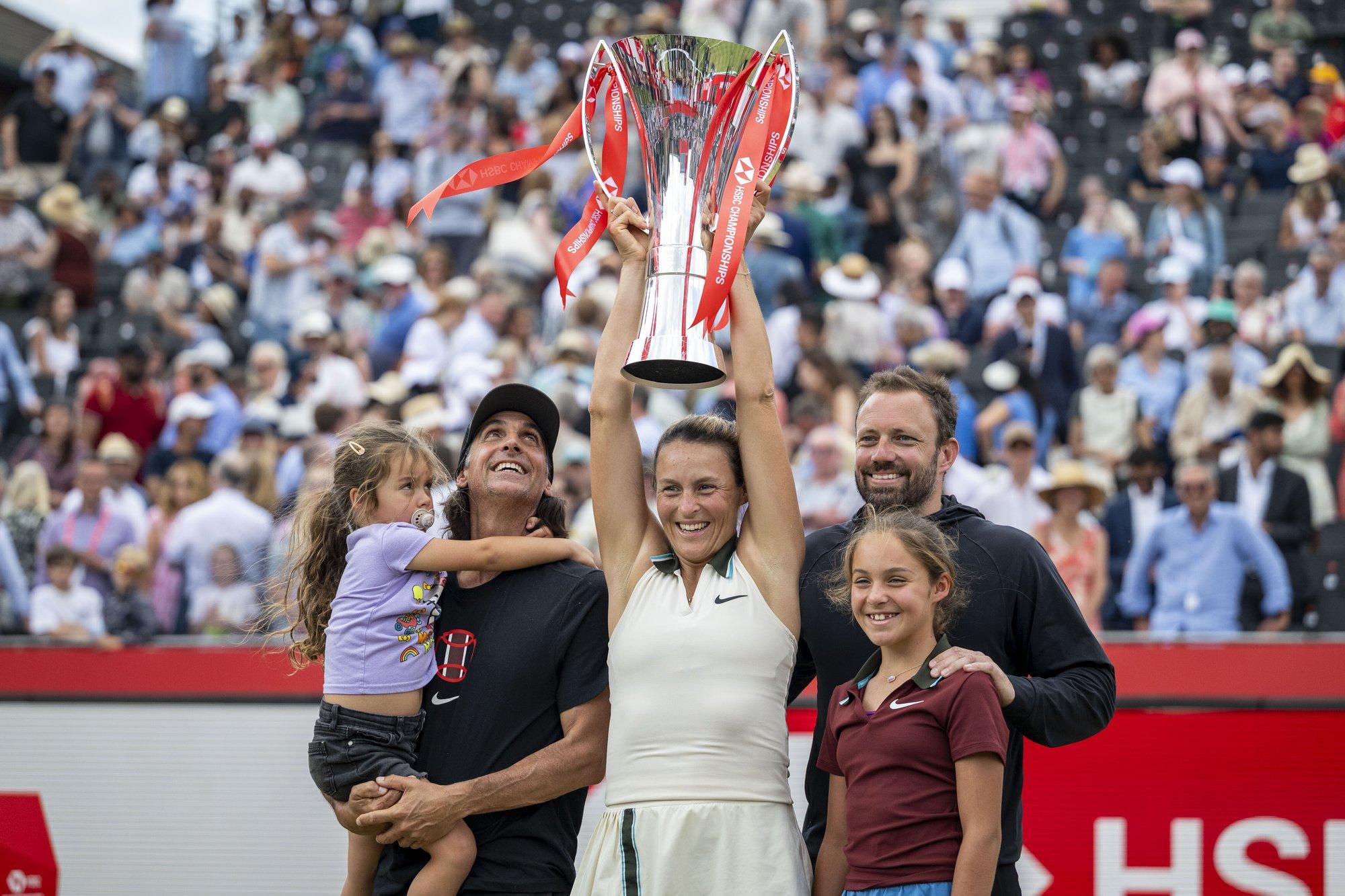 Sensatsioon Londoni WTA turniiril! 37-aastane kahe lapse ema lõi kriitikutel kondi kurku