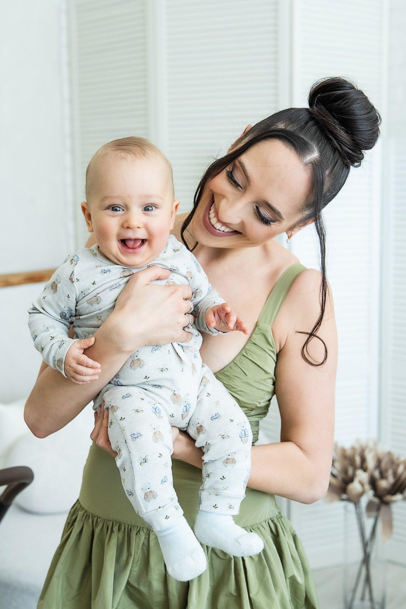 Elina Nechayeva oma pisipojast: olen väga üllatunud tema kontsentreerumisvõime üle, mis beebidele ei ole nii väga omane