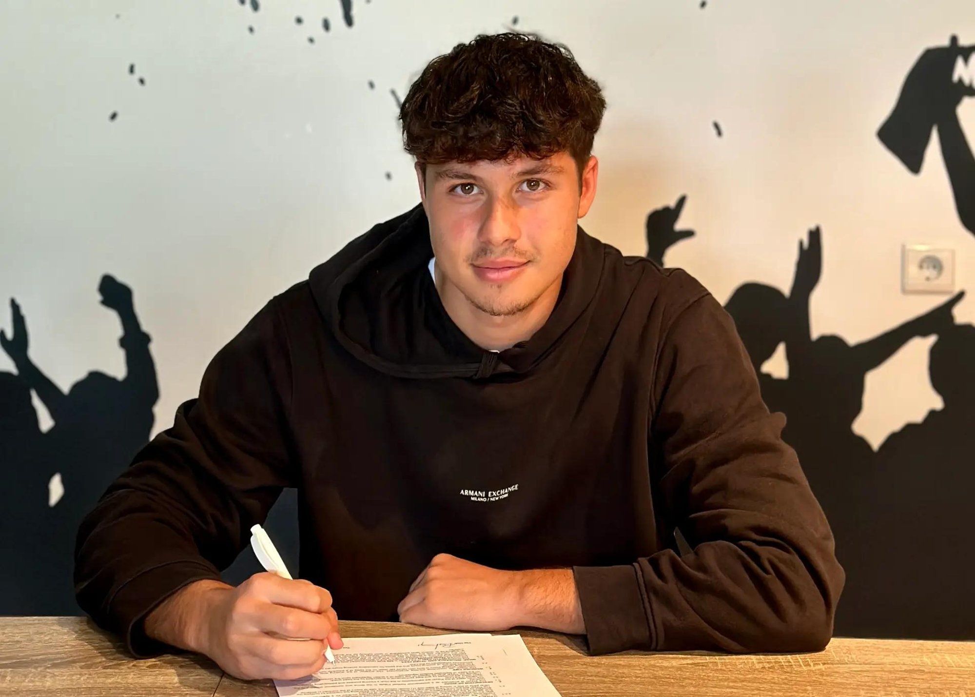 FCI Levadiaga liitus peatreeneri poeg Carlos Torres