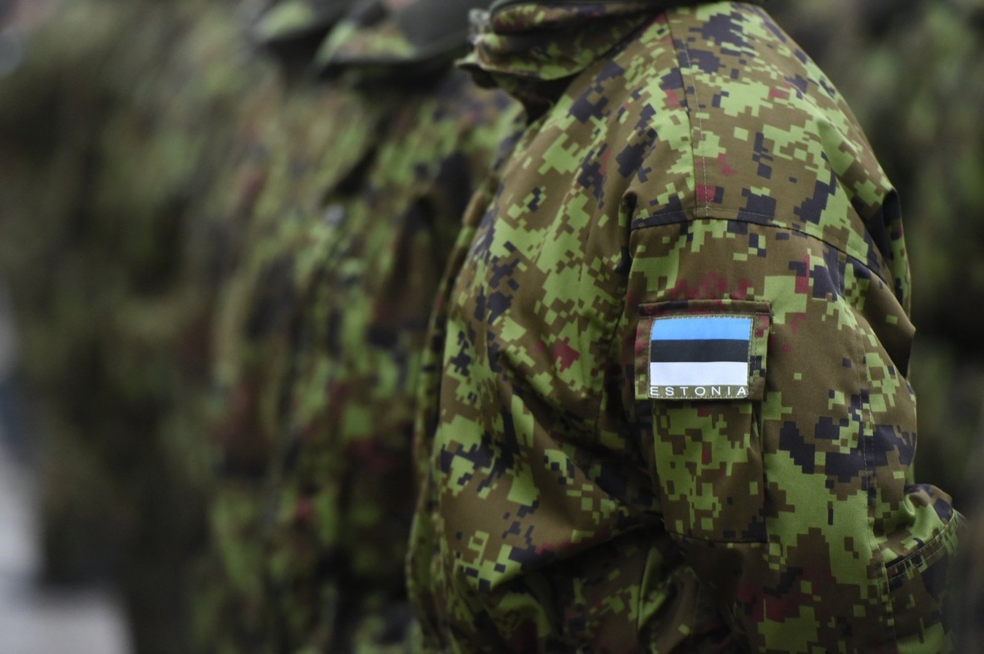 Padjapüür pähe ja käeraudadega voodi külge. Vahipataljonis piinasid ajateenijad kaaslast