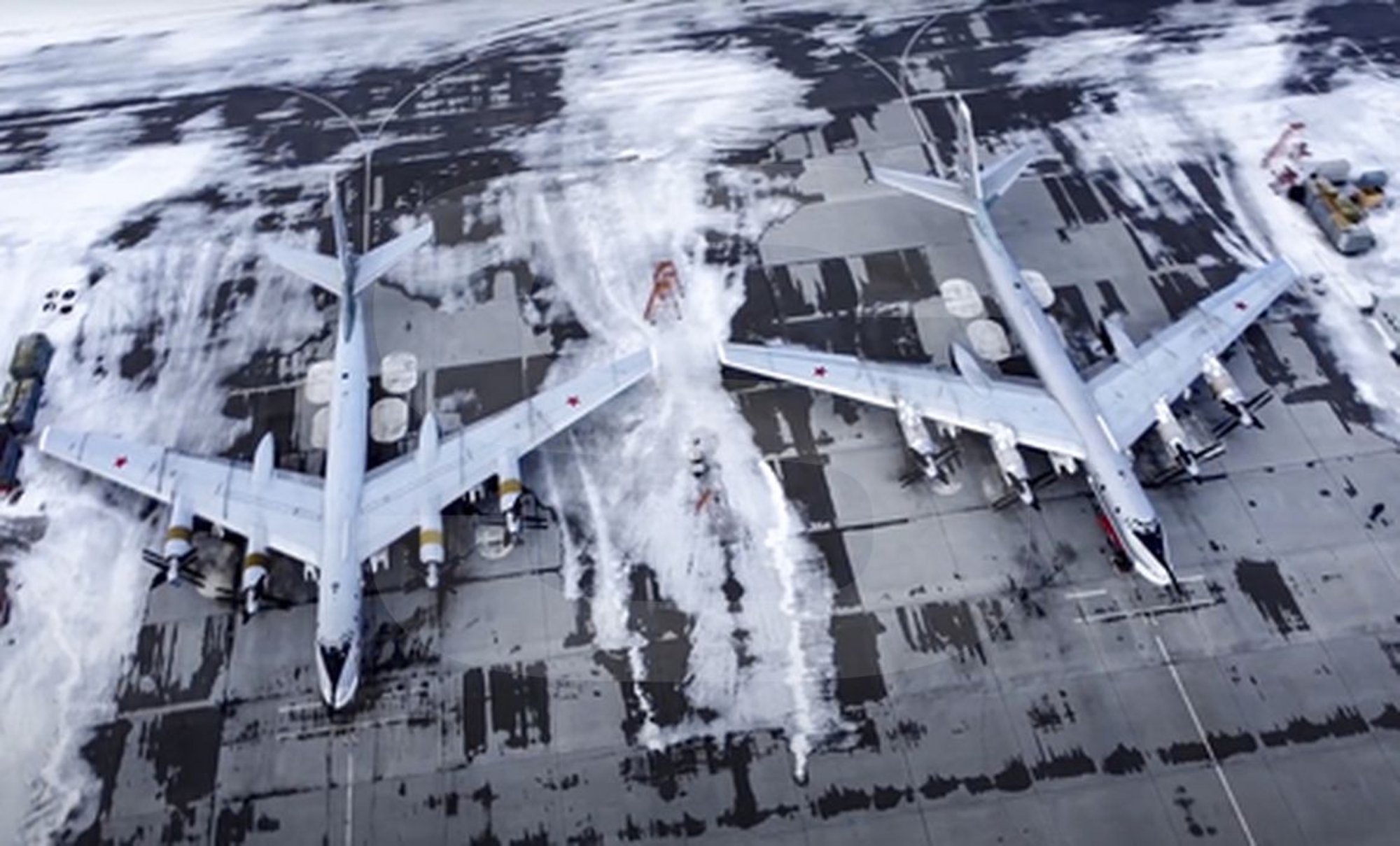 SÕJAPÄEVIK (1194. päev) | Tänasest päevast sai Vene õhuväe jaoks „Pearl Harbor“. Mis on Moskva vastus?