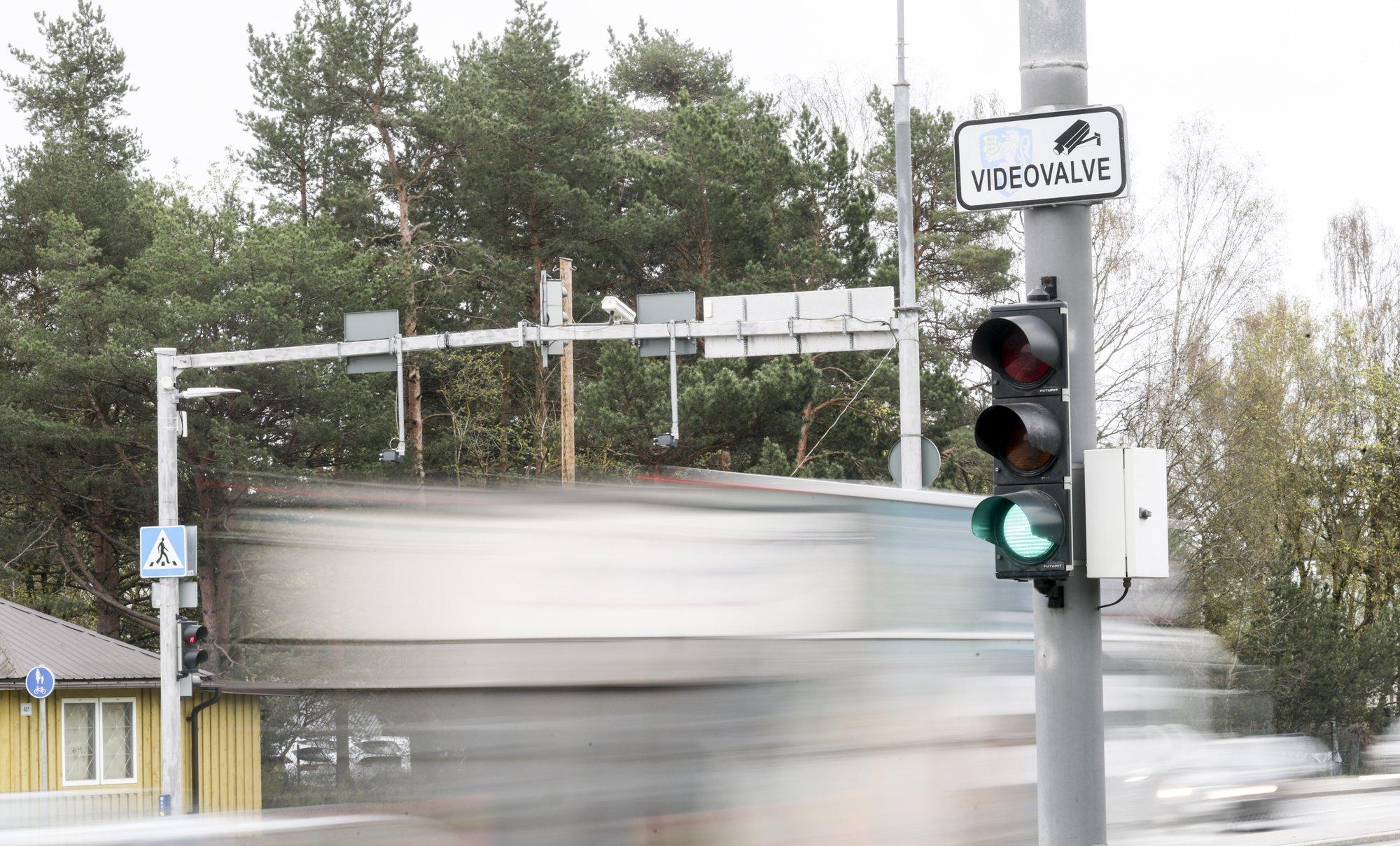 Poliitikute tegevusetus jättis politsei üliolulise tööriistata