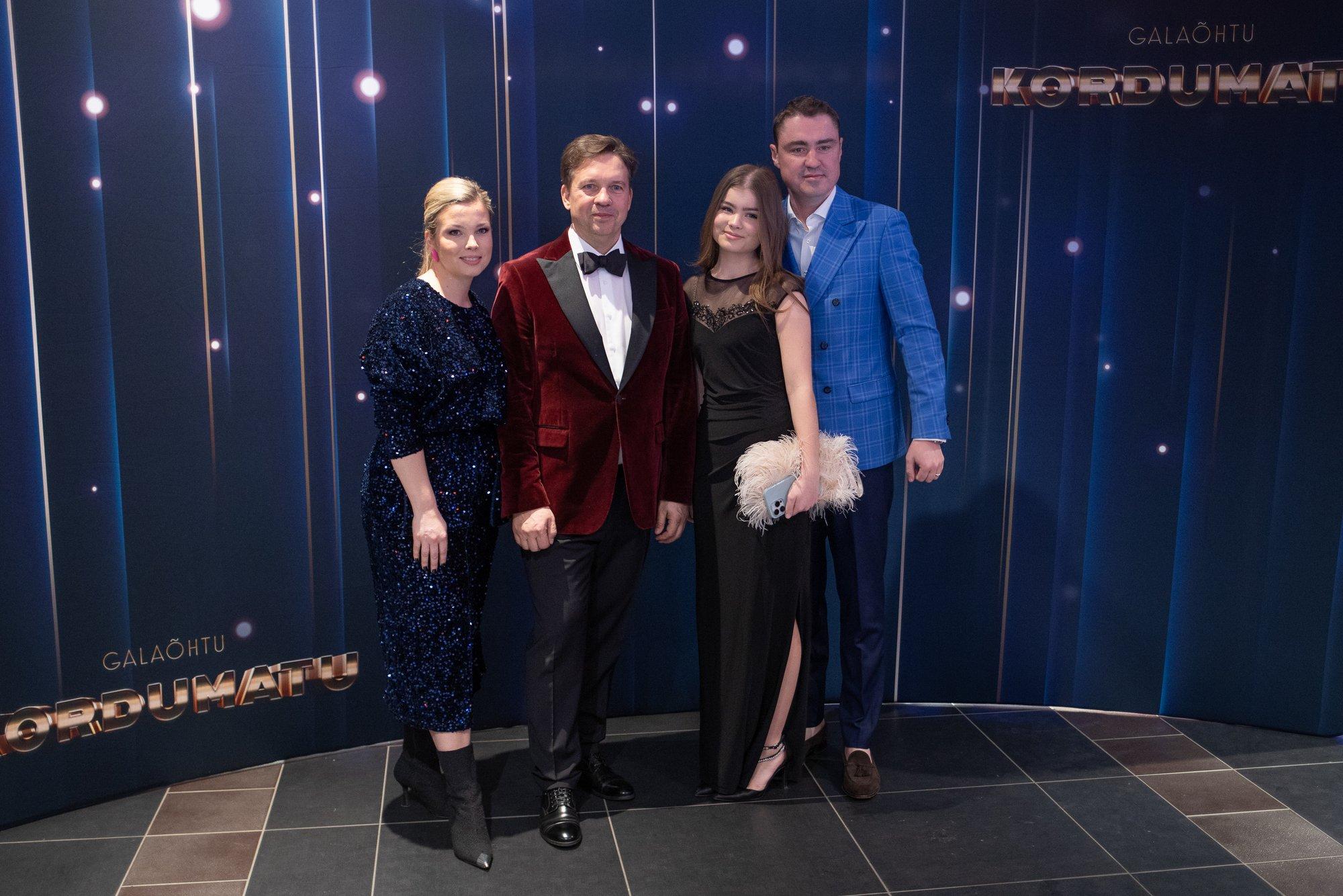 KLÕPS | „Ainult tähtede poole!“ Rõivaste tütar Miina Rihanna lõpetas põhikooli