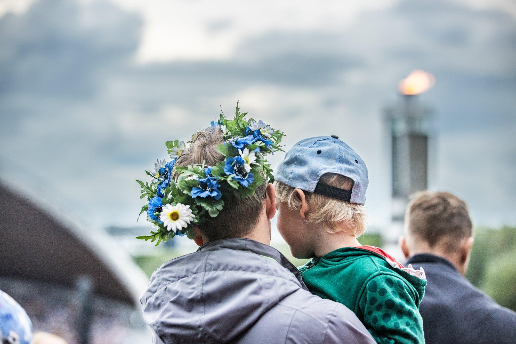 KOLUMN | Liisa Pakosta: ei saanud laulu- või tantsupeole piletit? Ära muretse, sa ei ole oma ilmajäetuse tundes üksi