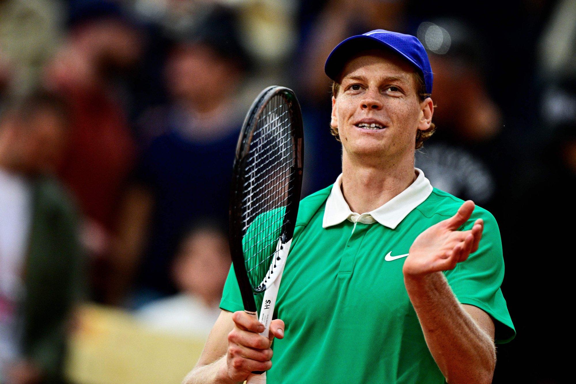 Esireket Sinner pääses kindla võiduga poolfinaali