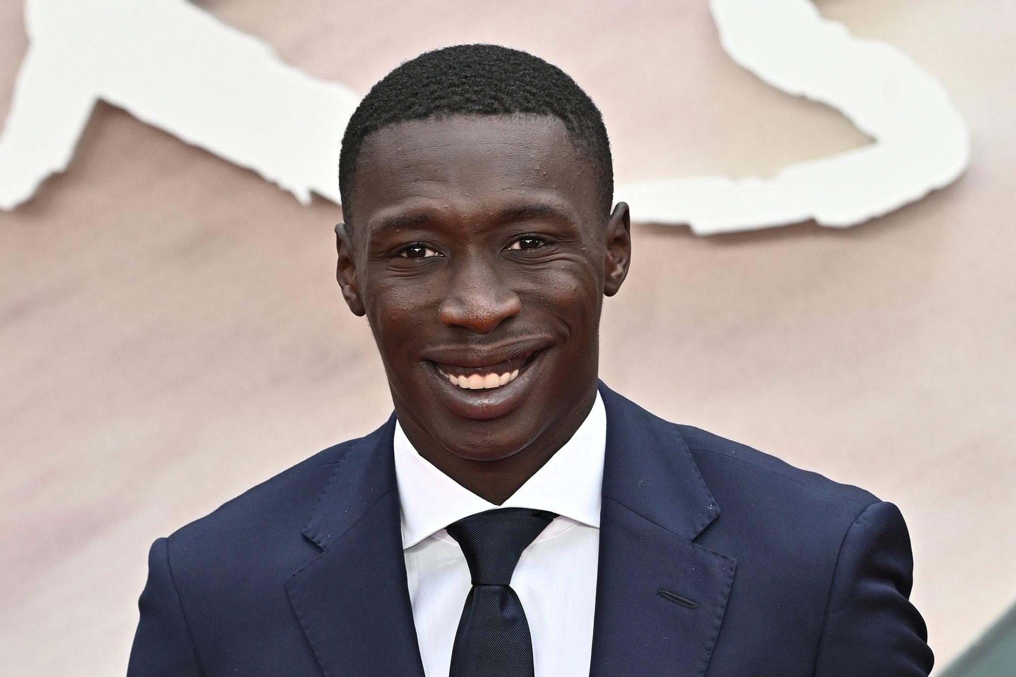 Maailma kuulsaim TikToker peeti USAs kinni. 162 miljoni jälgijaga superstaar pidi riigist lahkuma