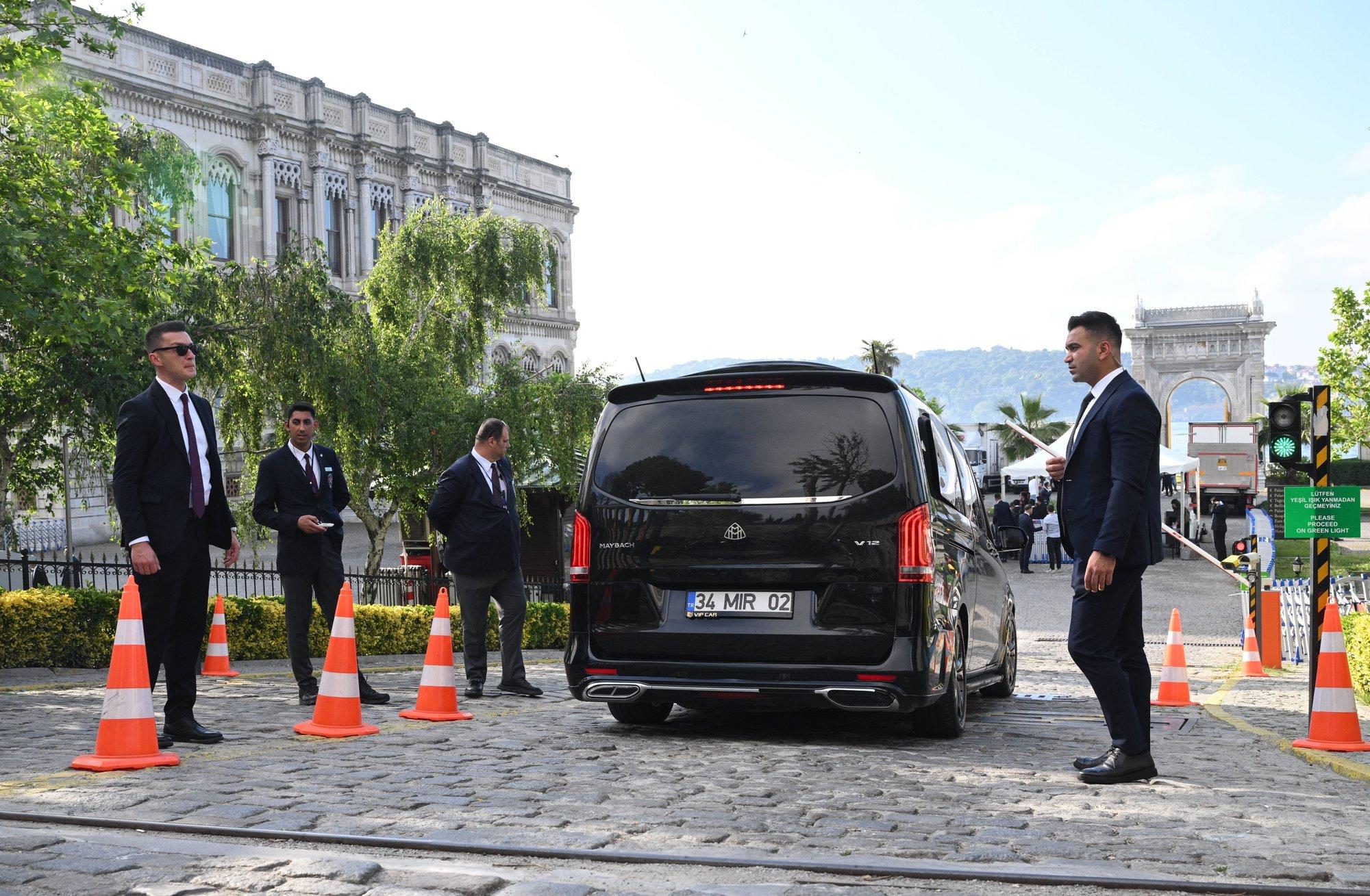 Ukraina delegatsioon saabus Istanbuli Venemaaga läbi rääkima