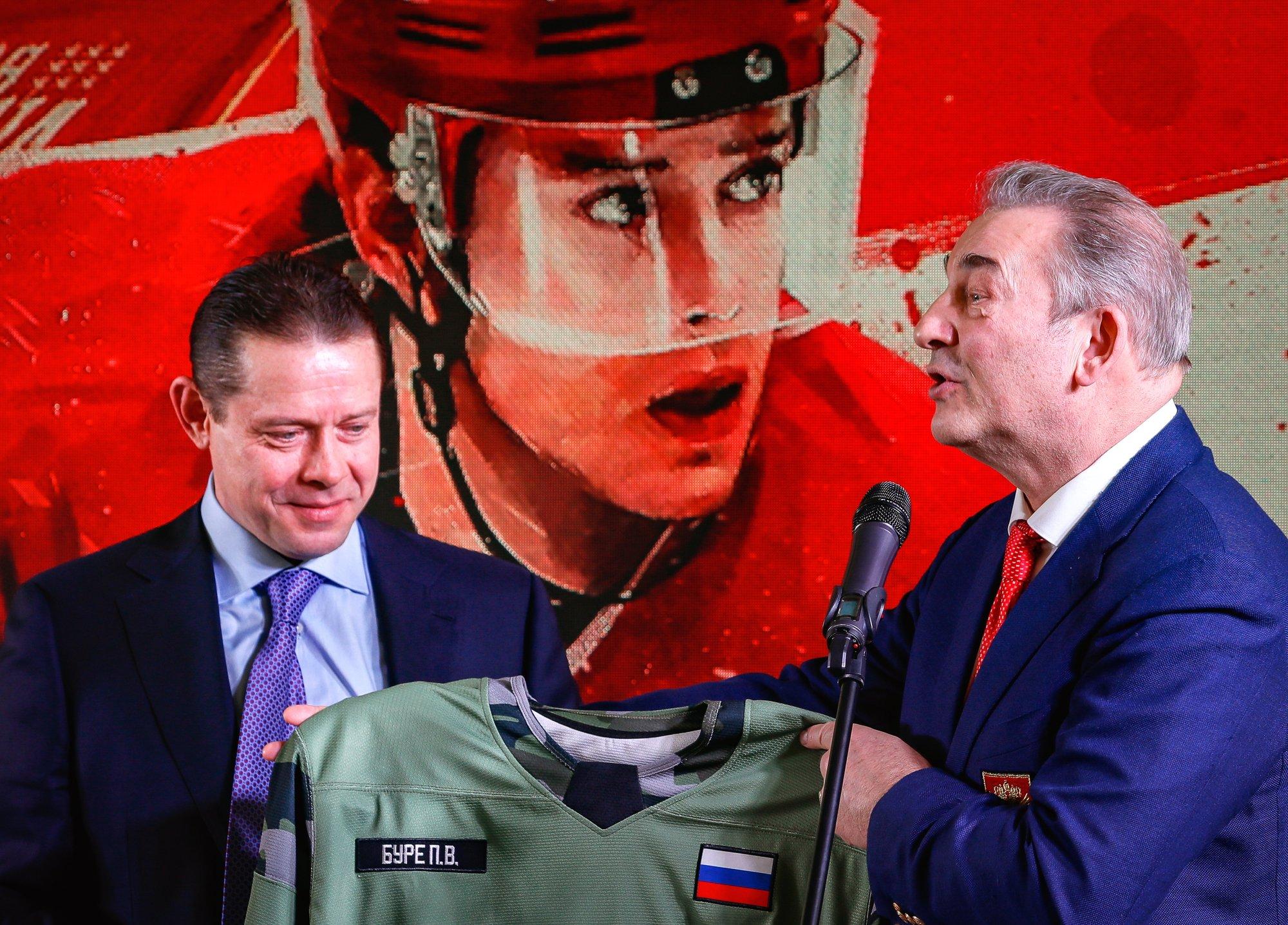 Hokilegend on marus, et alaliit jättis Stanley karika võitnud venelased õnnitlemata