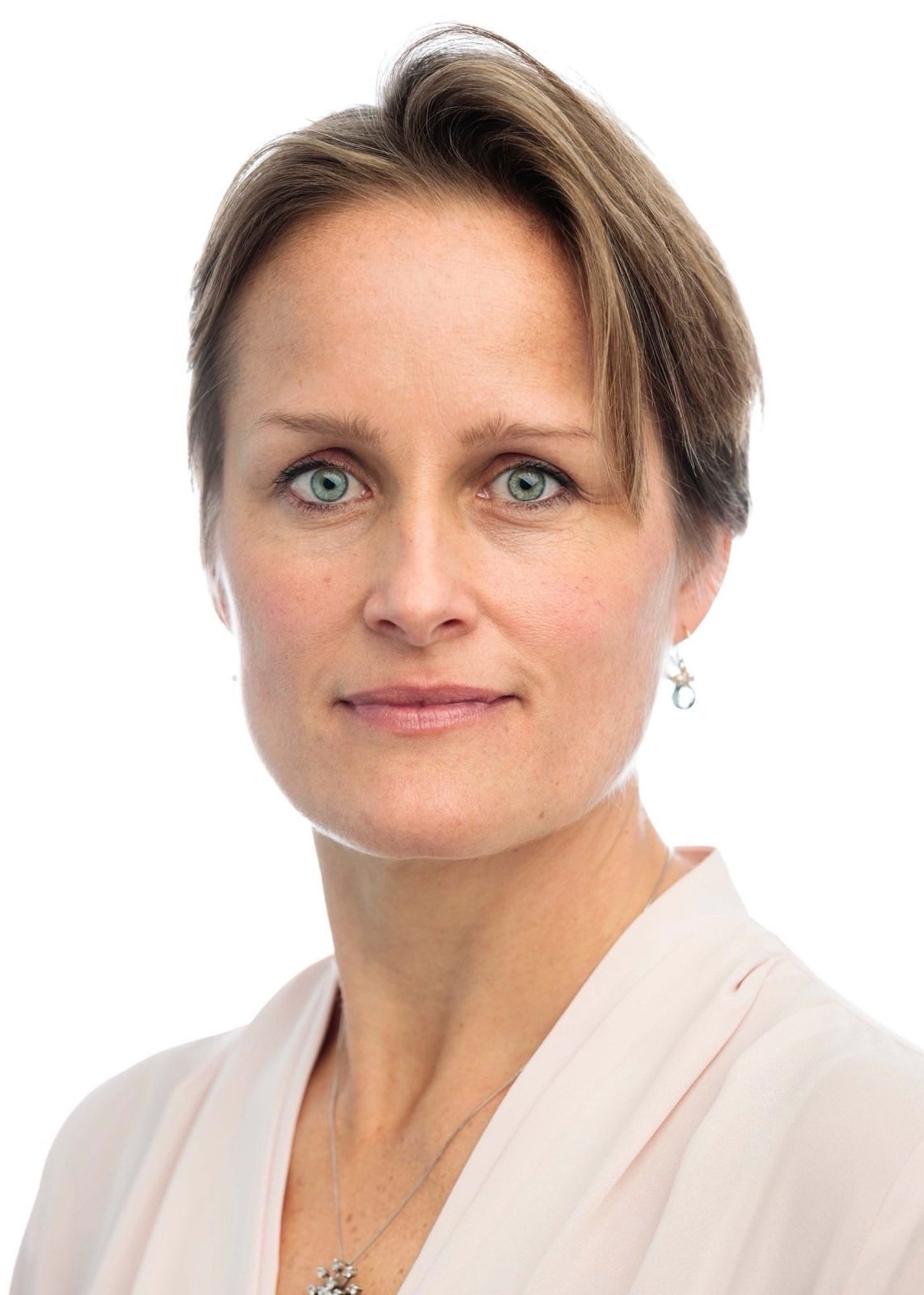 Briti välisluure esimeseks naisjuhiks saab agentuuri praegune „Q“ ja endine vastuluuraja