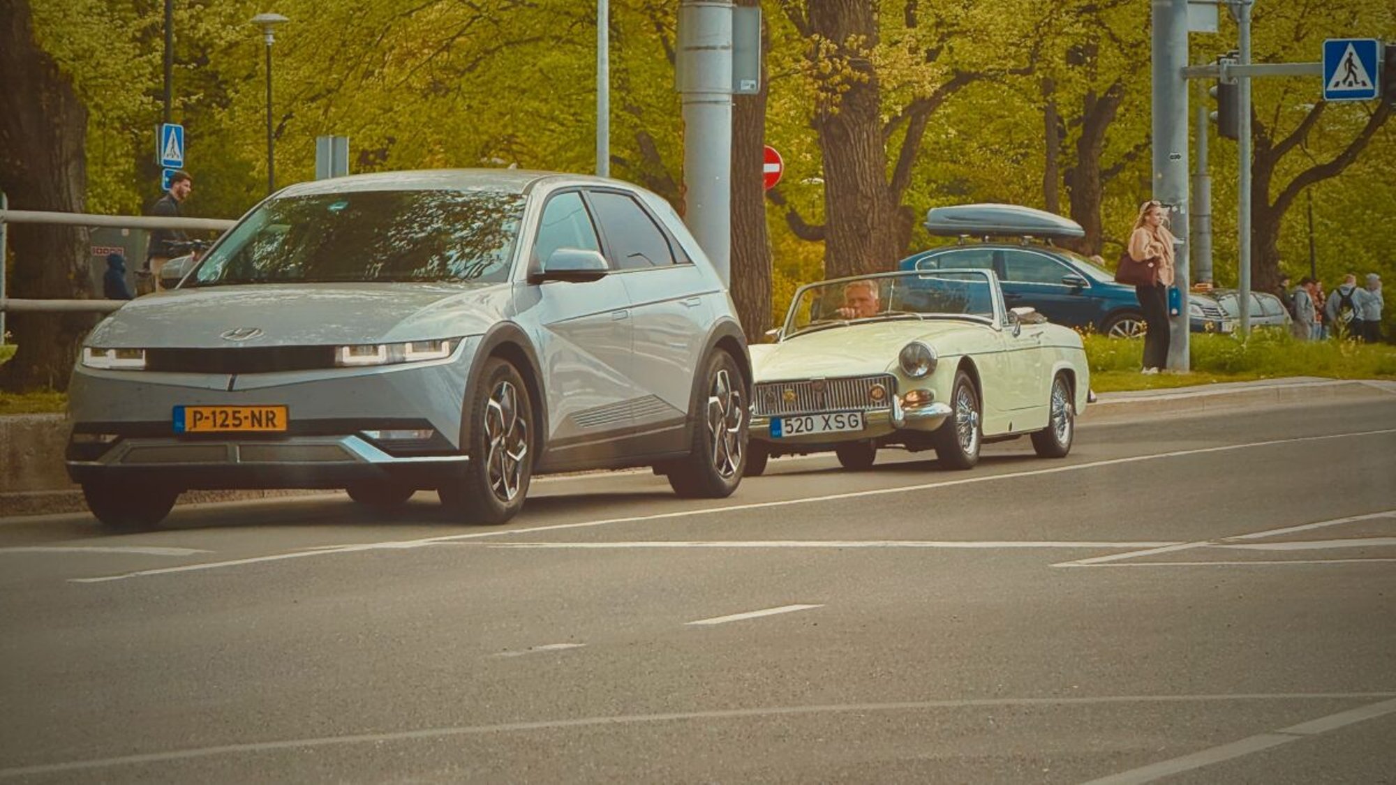 UURING | Kolmandik autojuhte säästab valel ajal ja vales kohas