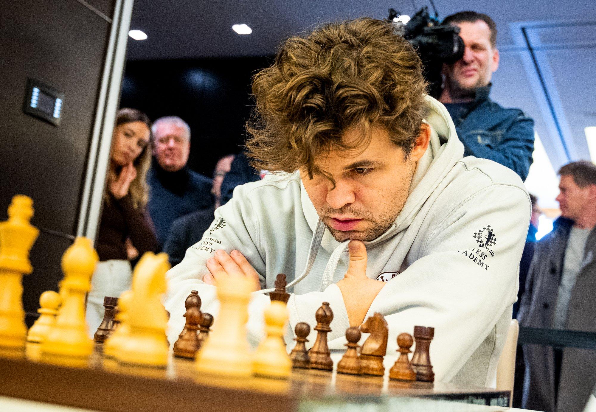 Malestaar Magnus Carlsen nimetas vormel 1 kõige igavamaks spordialaks